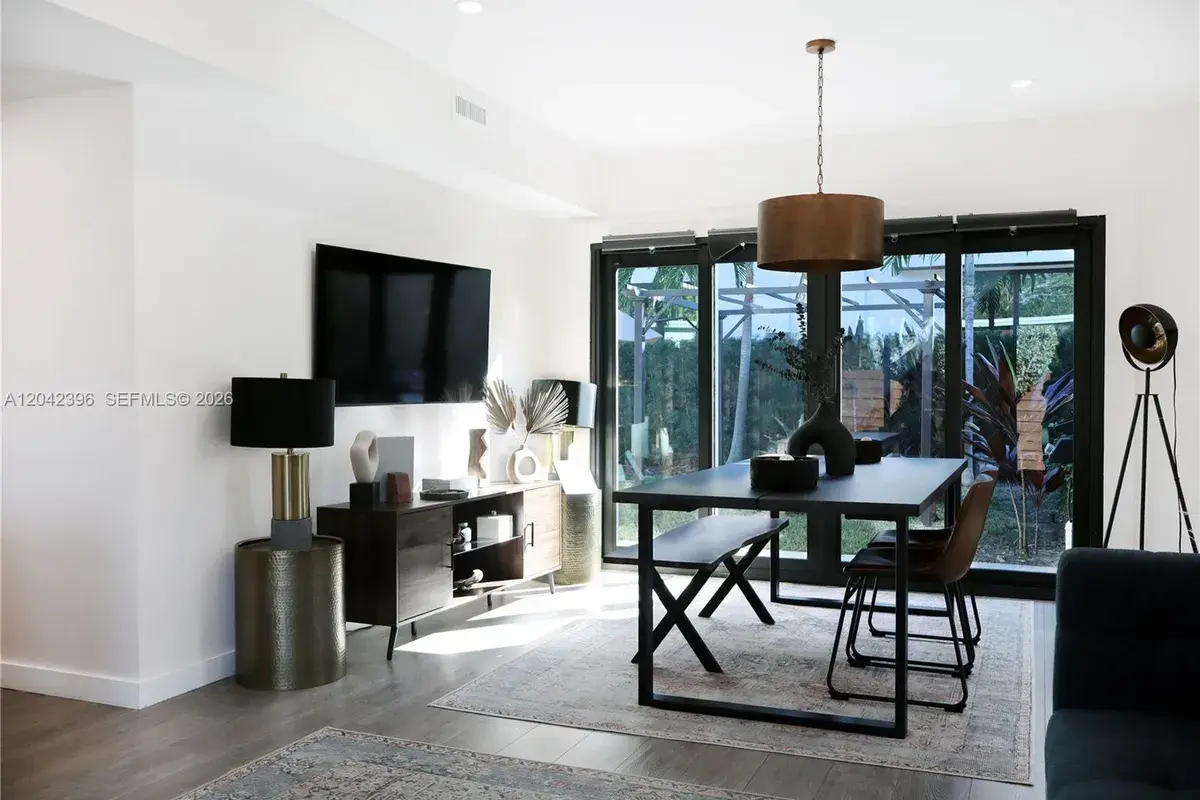 1240 NE 17th Ave # 1, Fort Lauderdale FL 33304