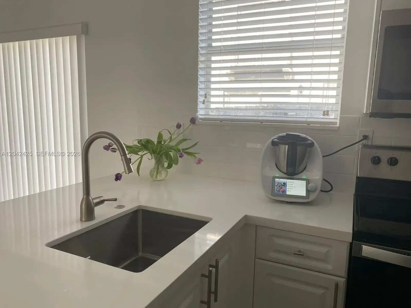 5245 NW 112th Ave # 8, Doral FL 33178 photo 2