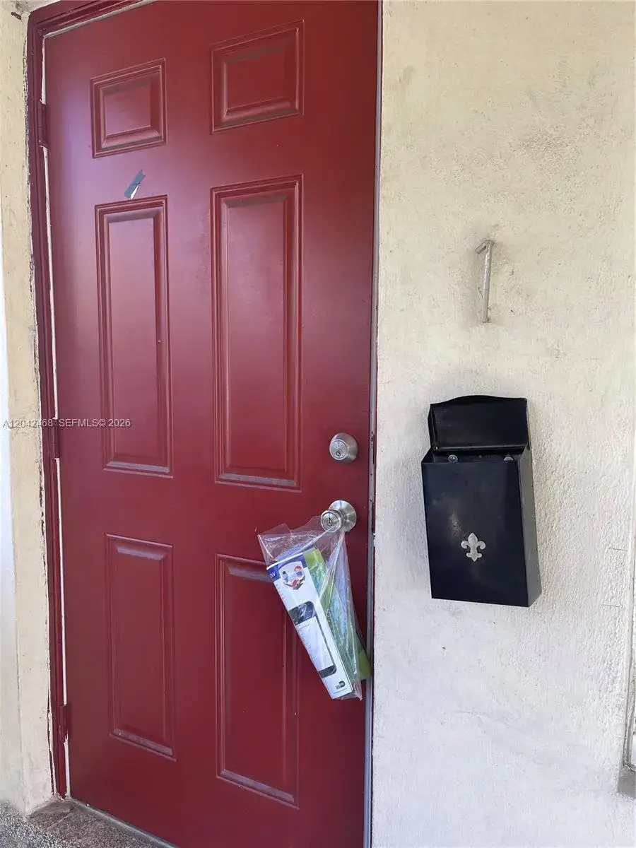 16041 NE 18th Pl # 1, North Miami Beach FL 33162
