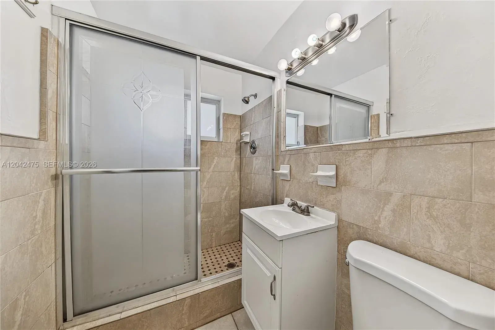 606 SW 16th St, Fort Lauderdale FL 33315