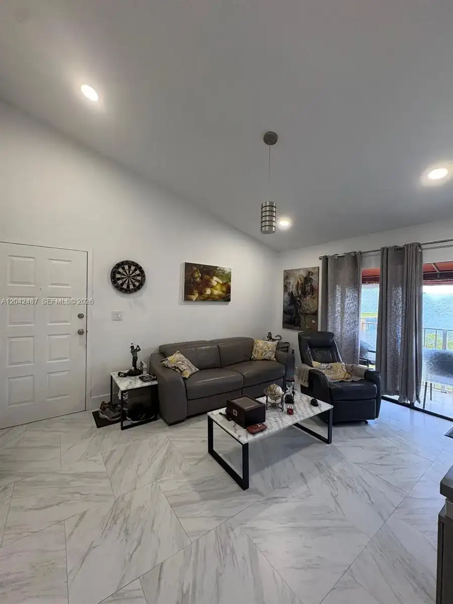 15560 SW 80th St # 205, Miami FL 33193 photo 3