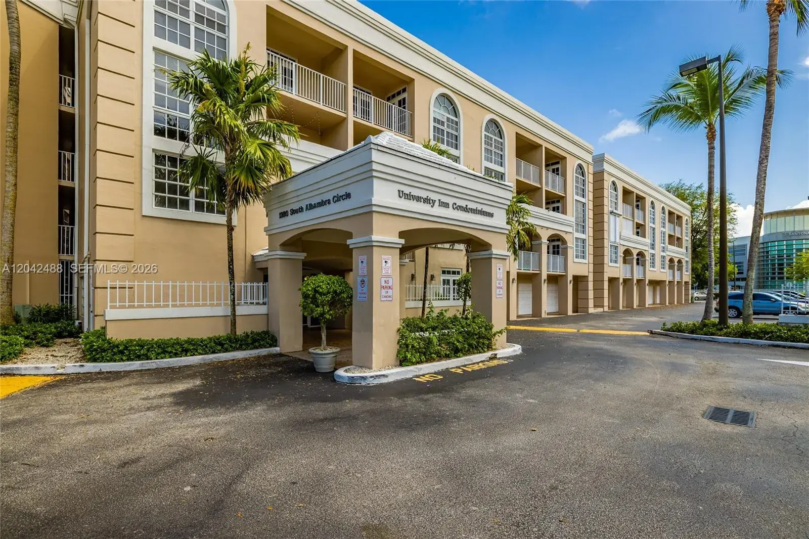 1280 S Alhambra Cir # 2102, Coral Gables FL 33146