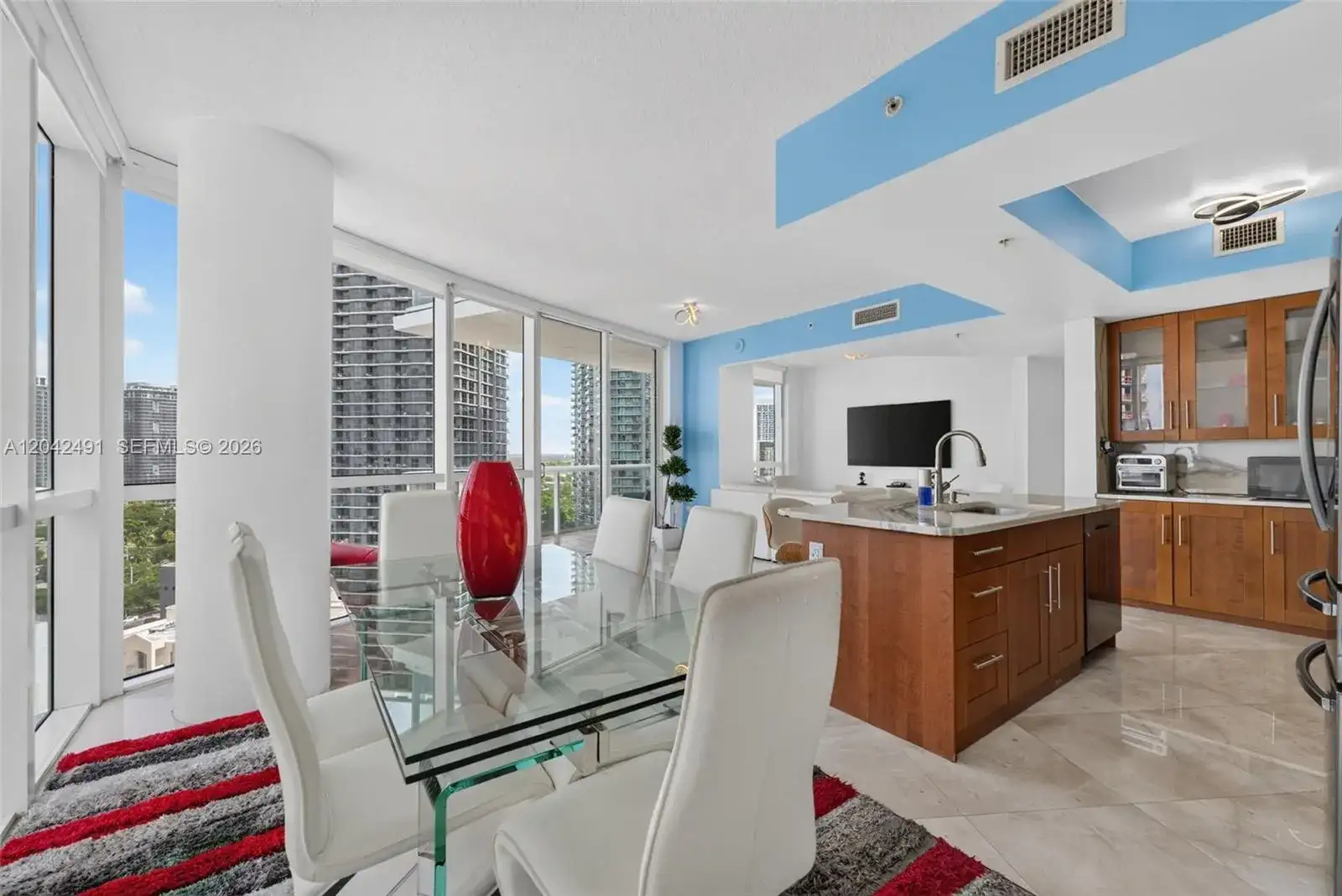 480 NE 30th St # 1807, Miami FL 33137 photo 4