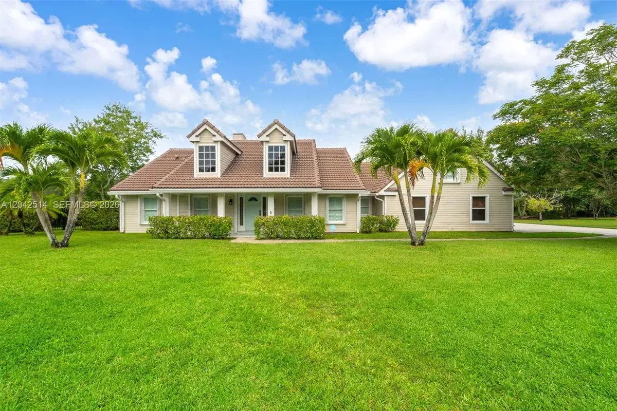 5703 Lago Del Sol Dr, Lake Worth FL 33449