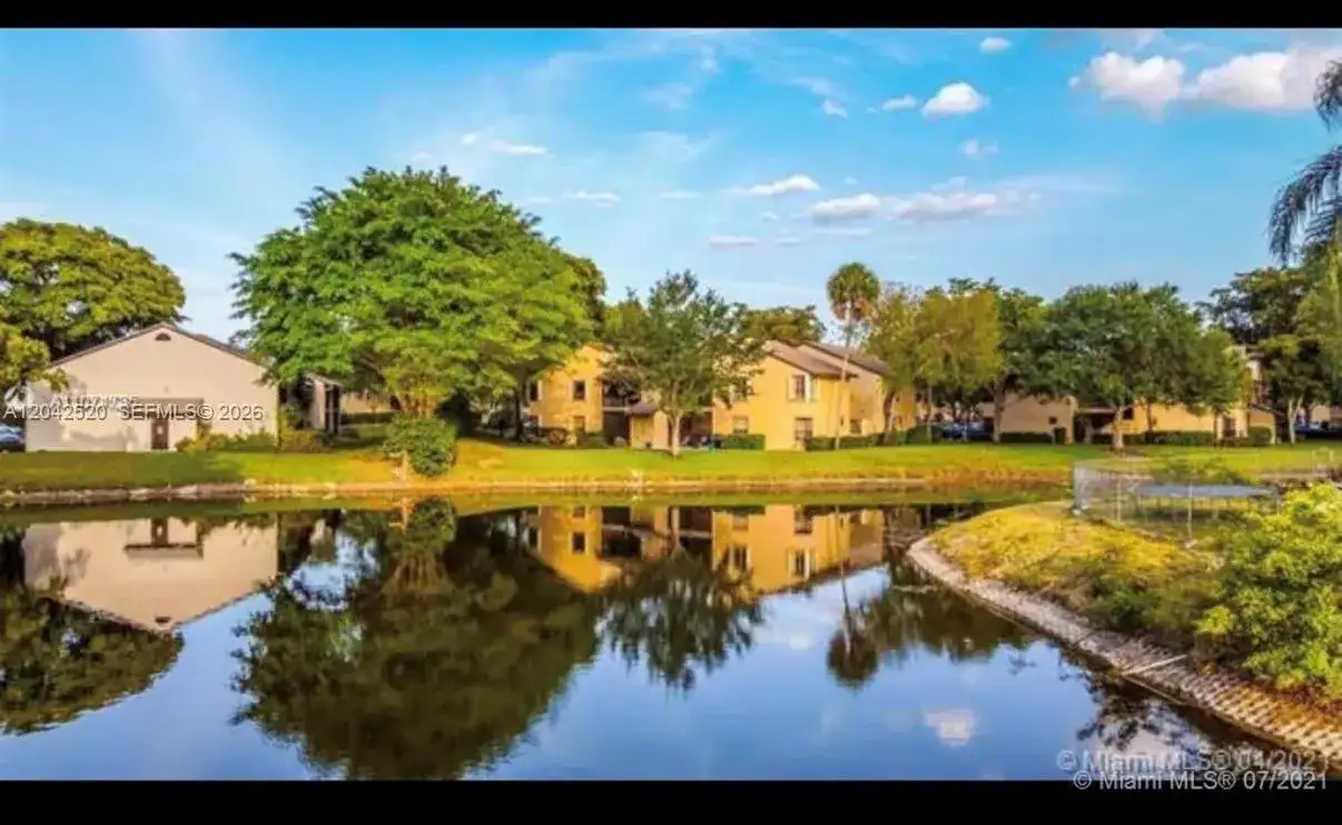 3833 Cocoplum Cir # 3593, Coconut Creek FL 33063 photo 2
