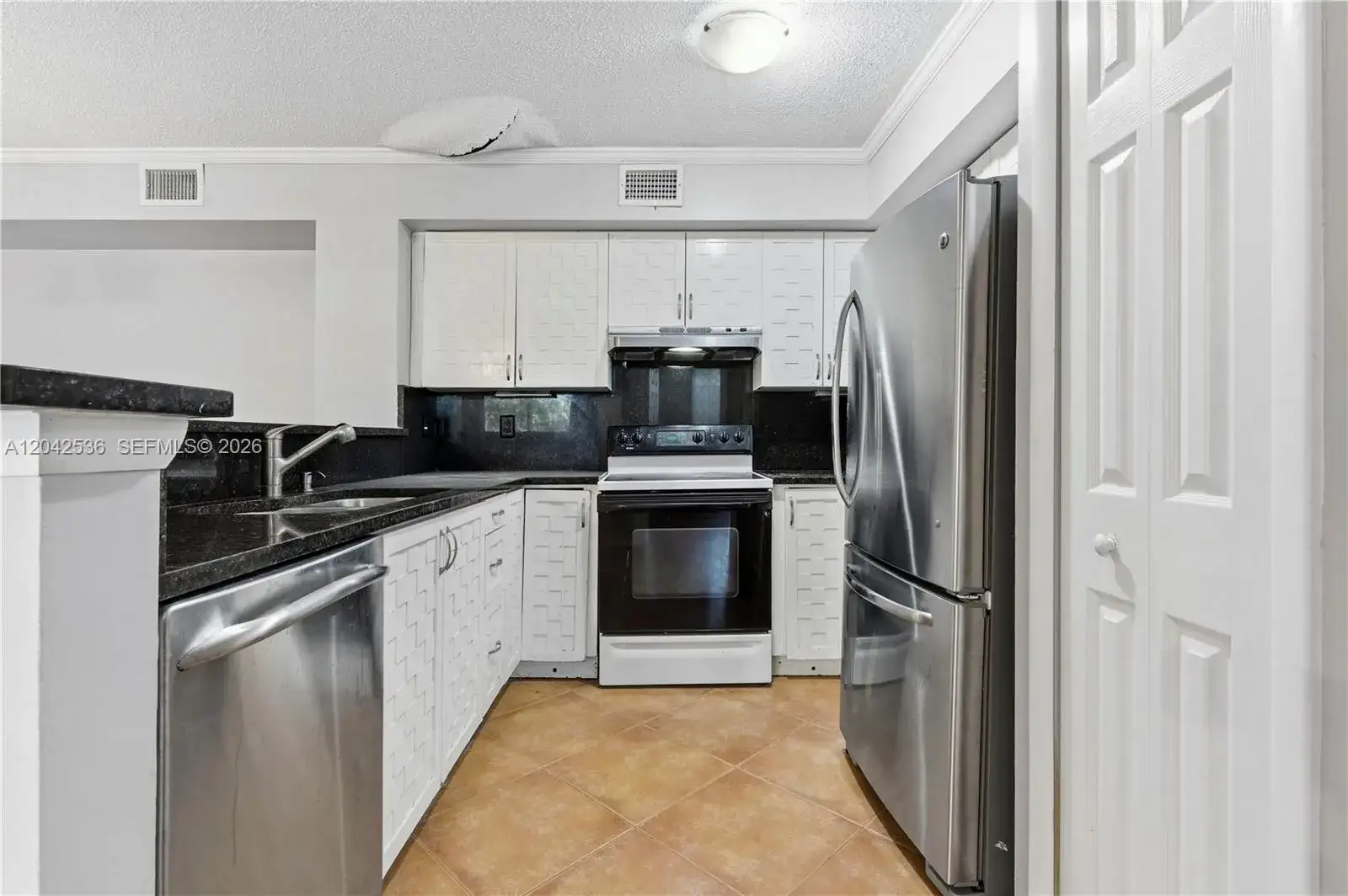 1721 Village Blvd # 104, West Palm Beach FL 33409 photo 2