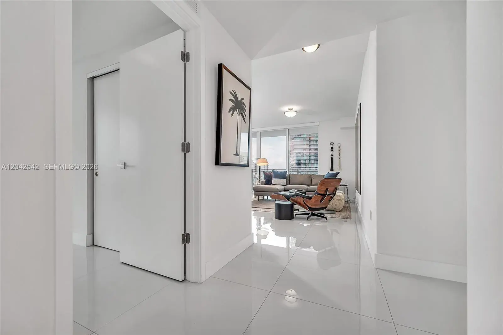 1080 Brickell Ave # 1601, Miami FL 33131