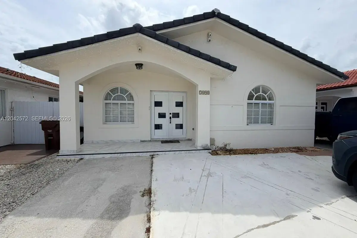 7898 W 34th Ct, Hialeah FL 33018