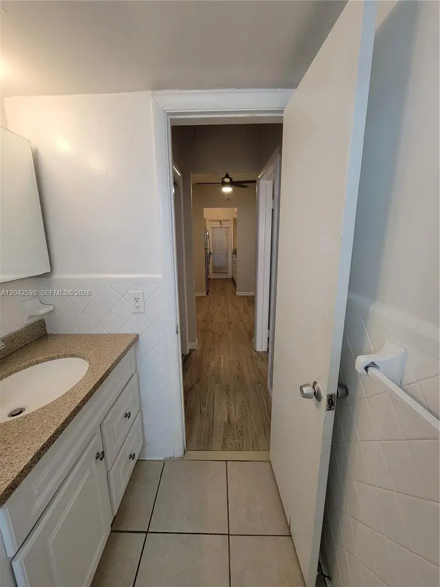 835 Lenox Ave # 102, Miami Beach FL 33139