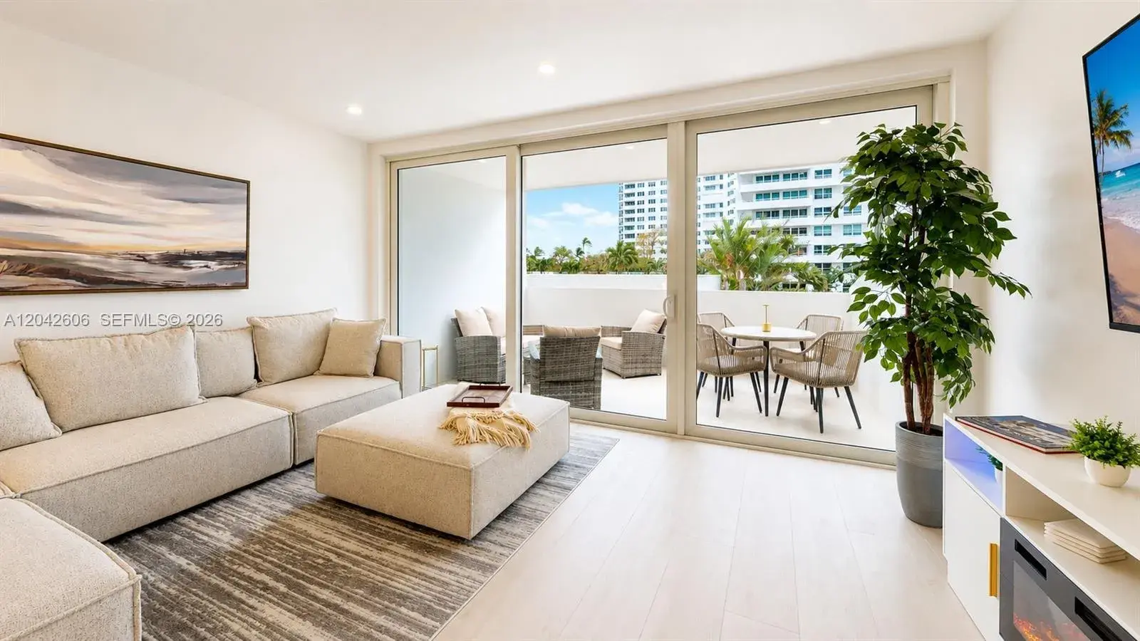 177 Ocean Lane Dr # 213, Key Biscayne FL 33149