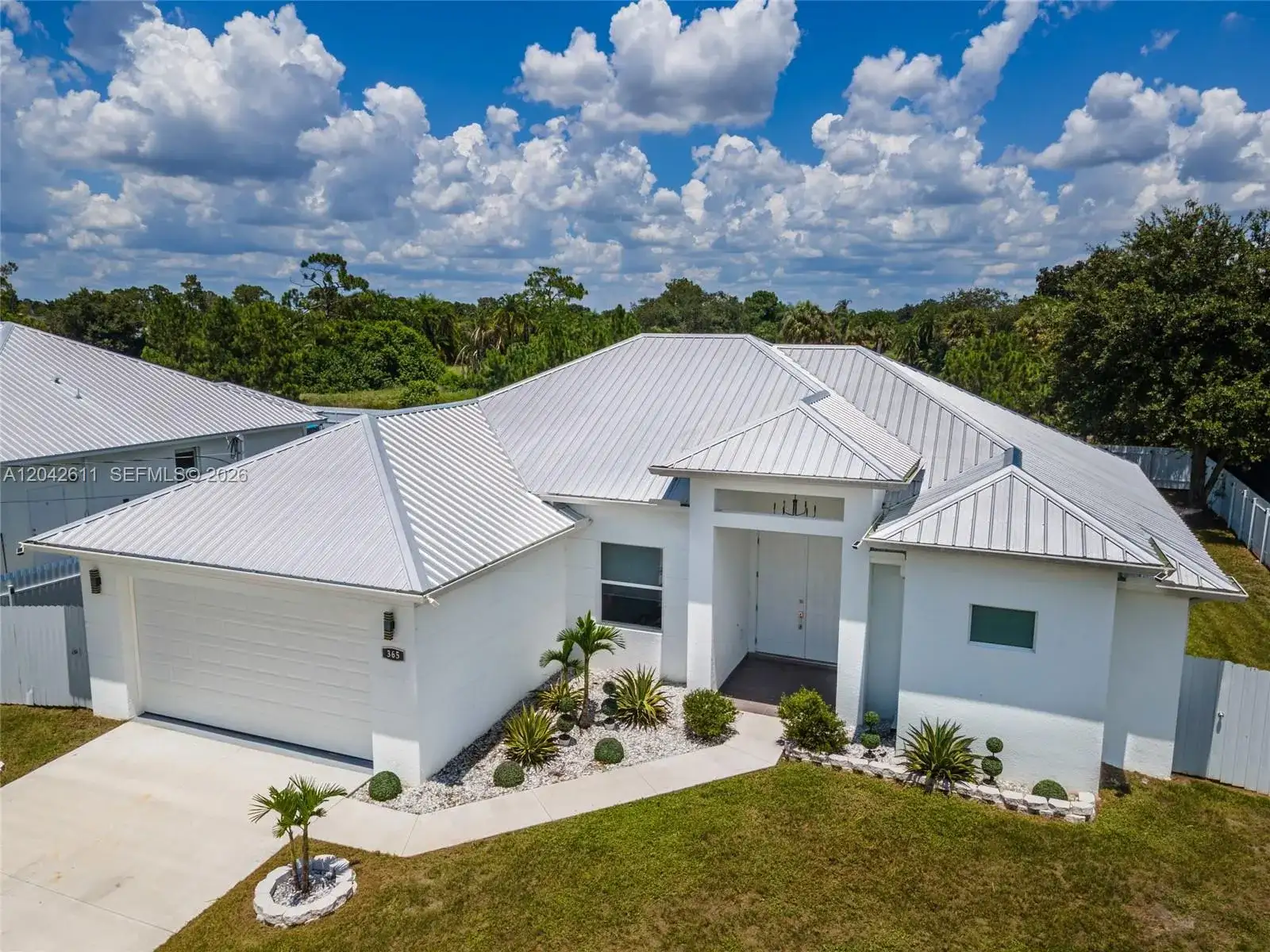 365 Ranier Ave, Lehigh Acres FL 33974 photo 5