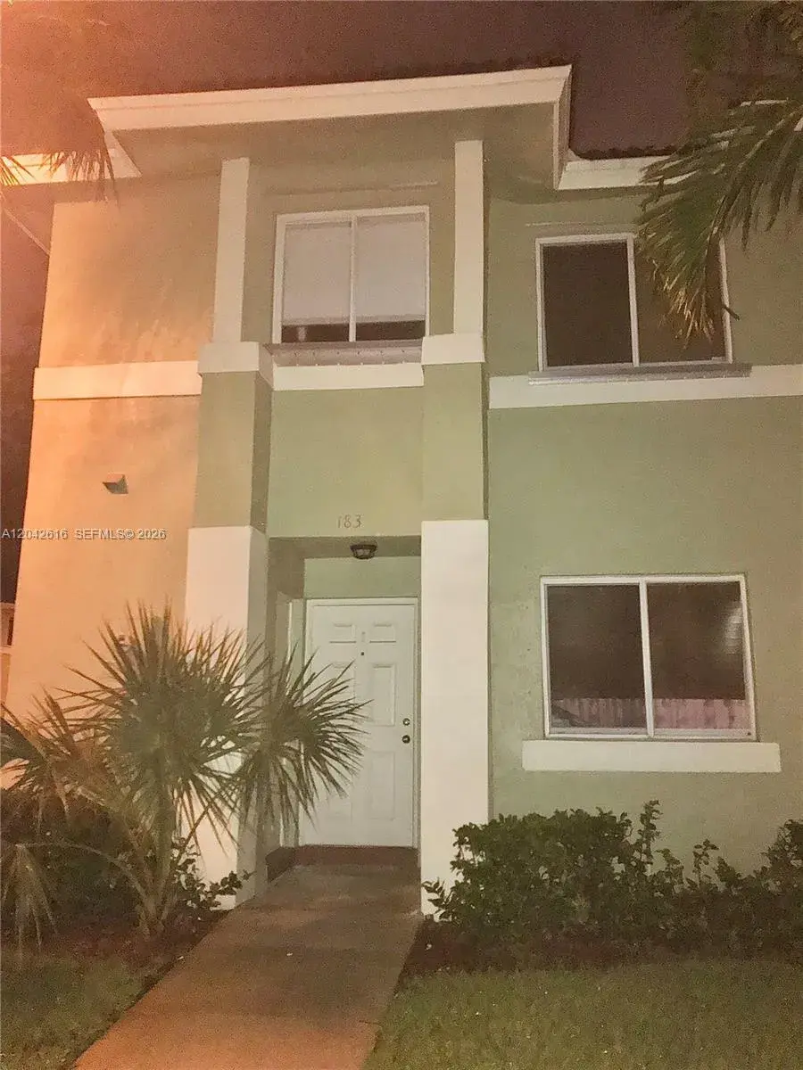 183 Hidden Ct Rd # 33, Hollywood FL 33023