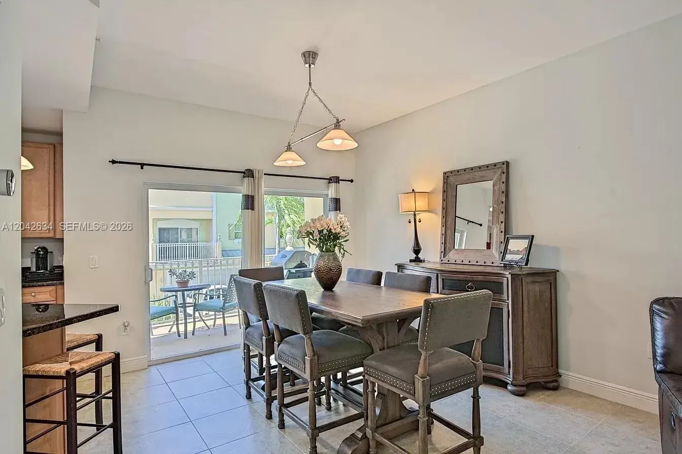 708 SE 15th St # 5, Fort Lauderdale FL 33316