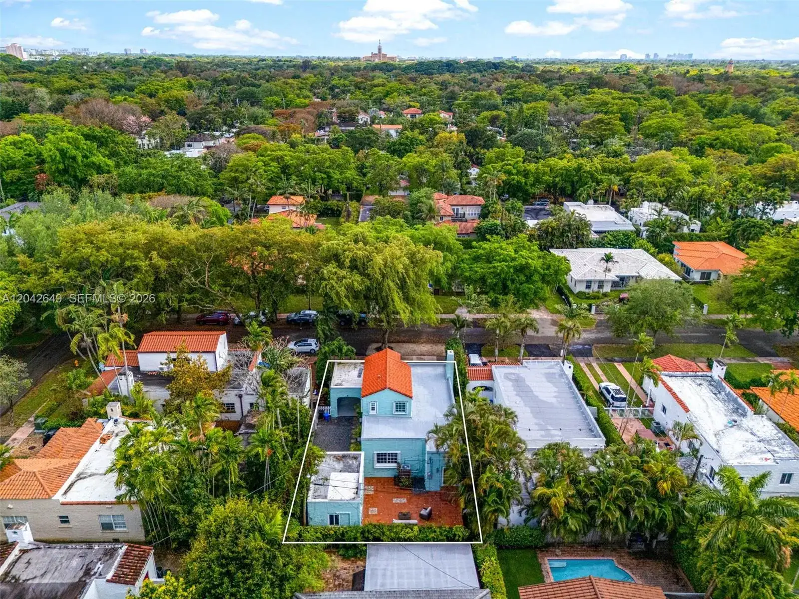 1209 La Mancha Ave, Coral Gables FL 33134 photo 2