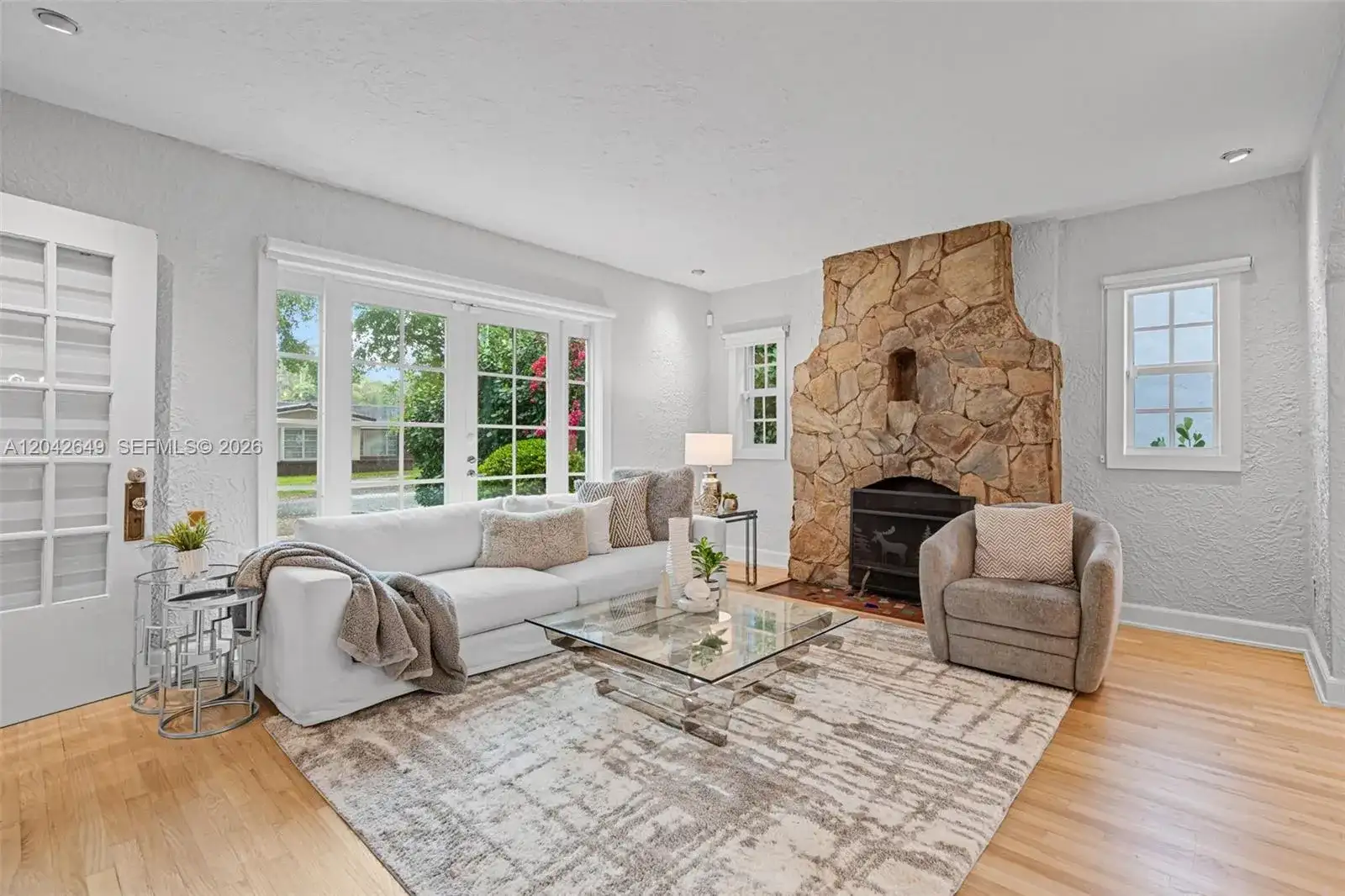 1209 La Mancha Ave, Coral Gables FL 33134 photo 4