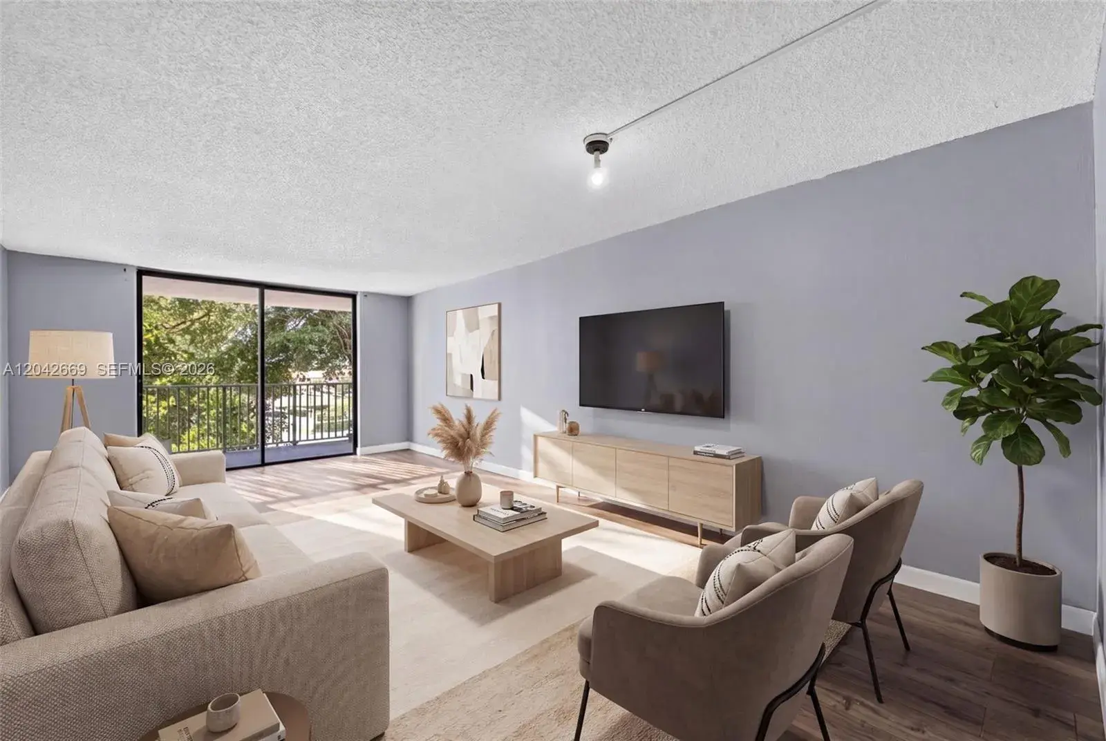 6190 Woodlands Blvd # 316, Tamarac FL 33319
