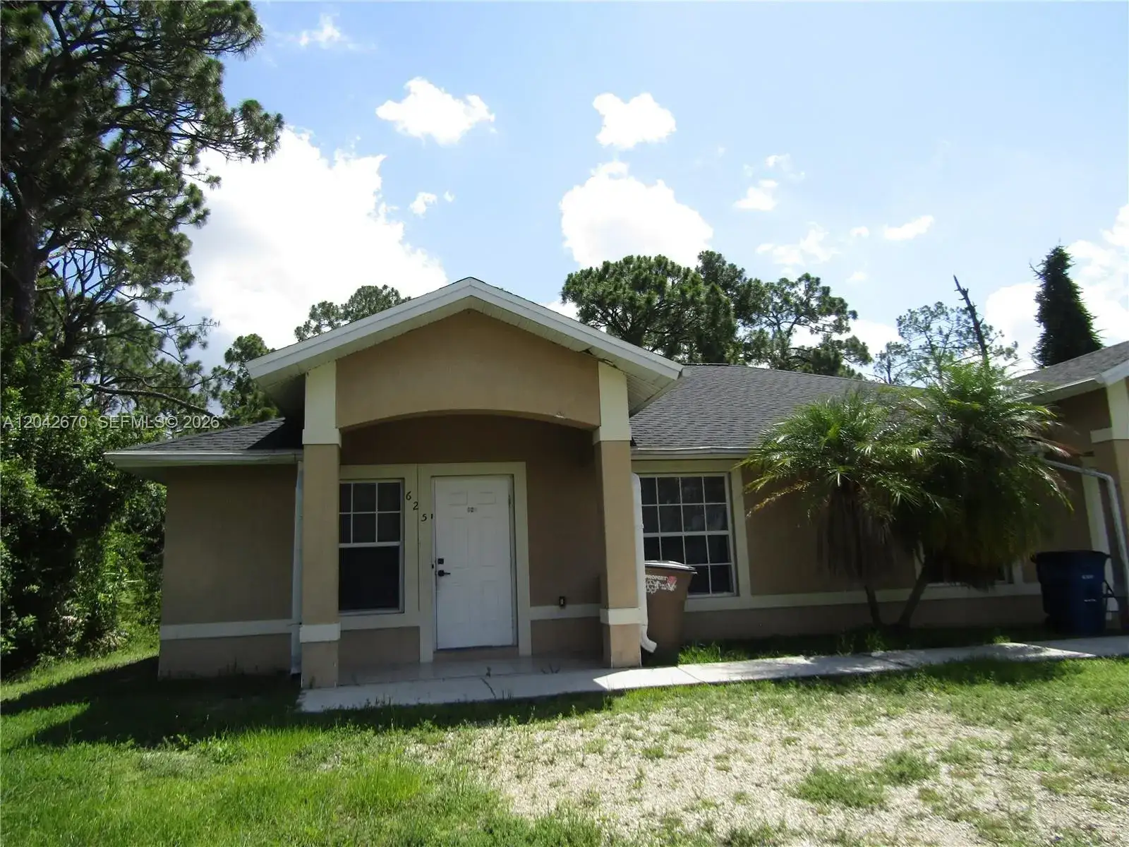 625 Meadow # 625, Lehigh Acres FL 33973