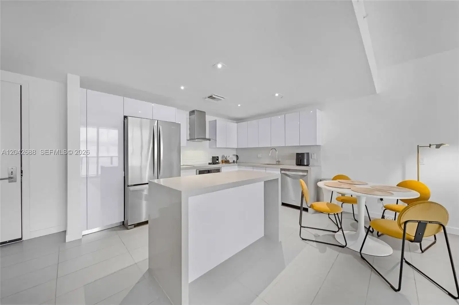 1600 NE 1st Ave # 2318, Miami FL 33132 photo 2
