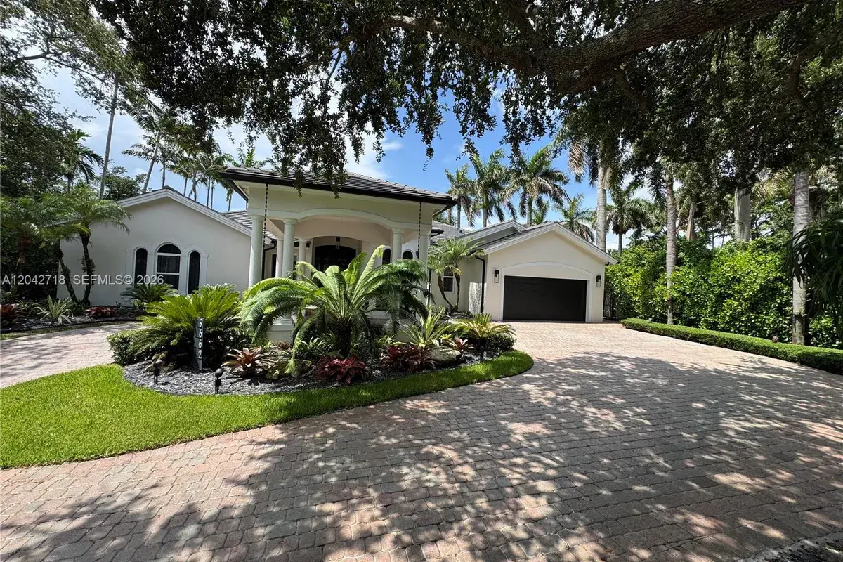 9662 SW 123rd St, Miami FL 33176