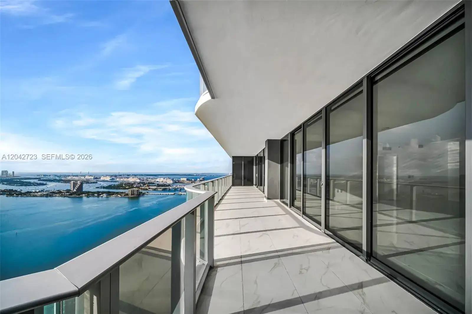 700 NE 24th St # 4702, Miami FL 33137 photo 3