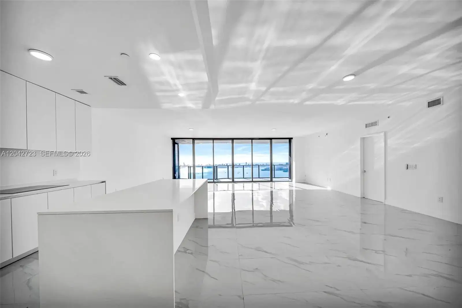 700 NE 24th St # 4702, Miami FL 33137 photo 5