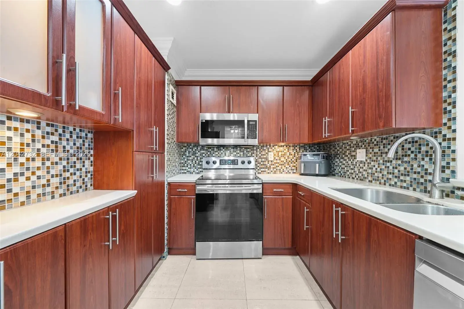 20100 W Country Club Dr, Aventura FL 33180