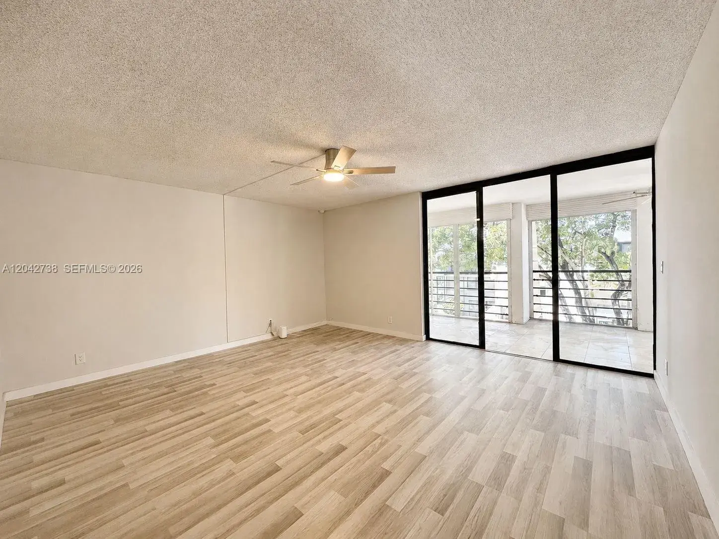 20200 W Country Club Dr, Aventura FL 33180