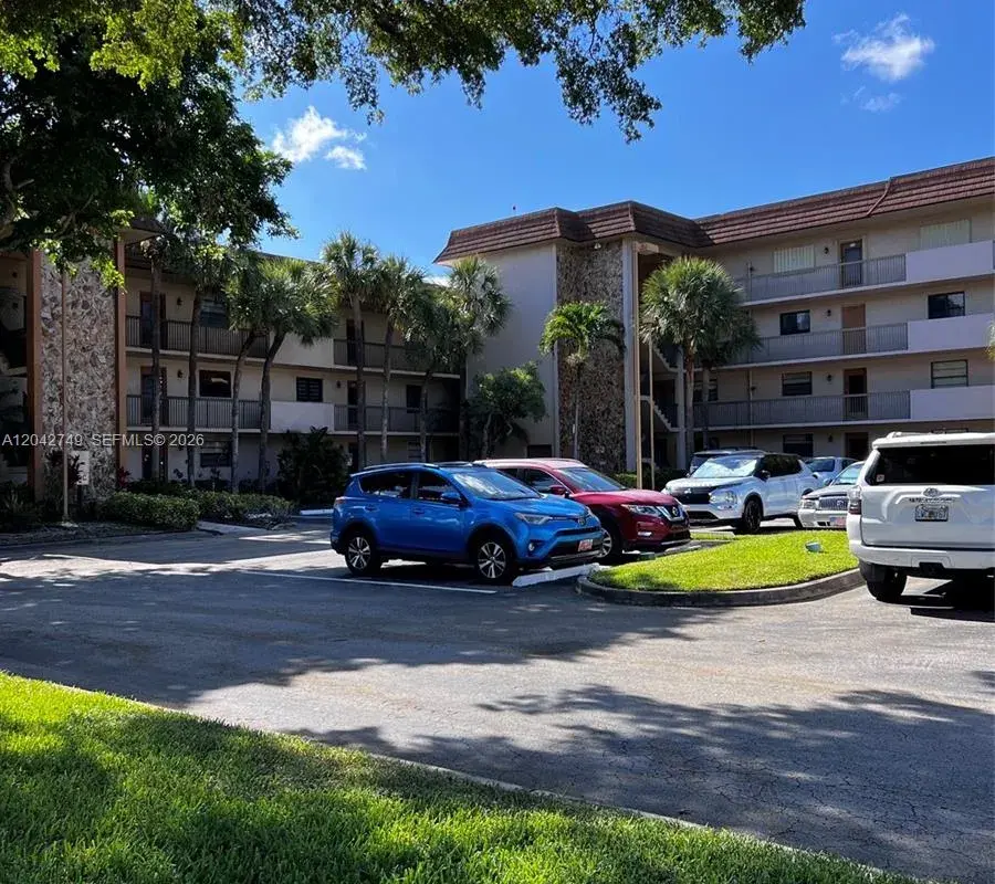 4975 E Sabal Palm Blvd # 304, Tamarac FL 33319