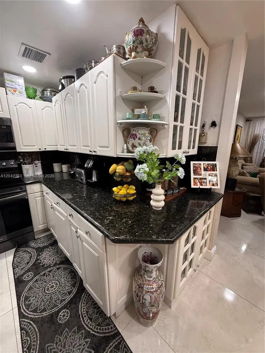 4100 Crystal Lake Dr # 111, Deerfield Beach FL 33064