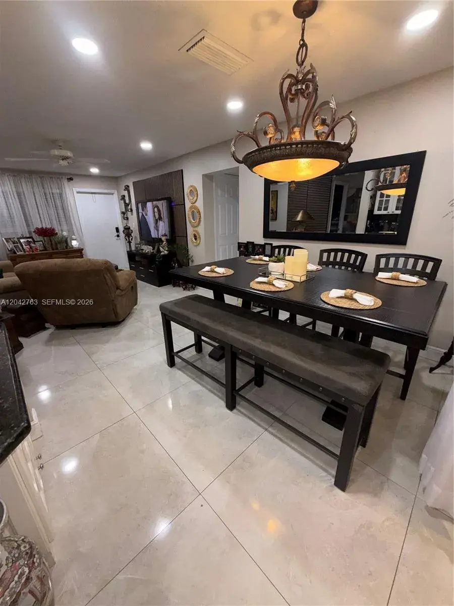4100 Crystal Lake Dr # 111, Deerfield Beach FL 33064