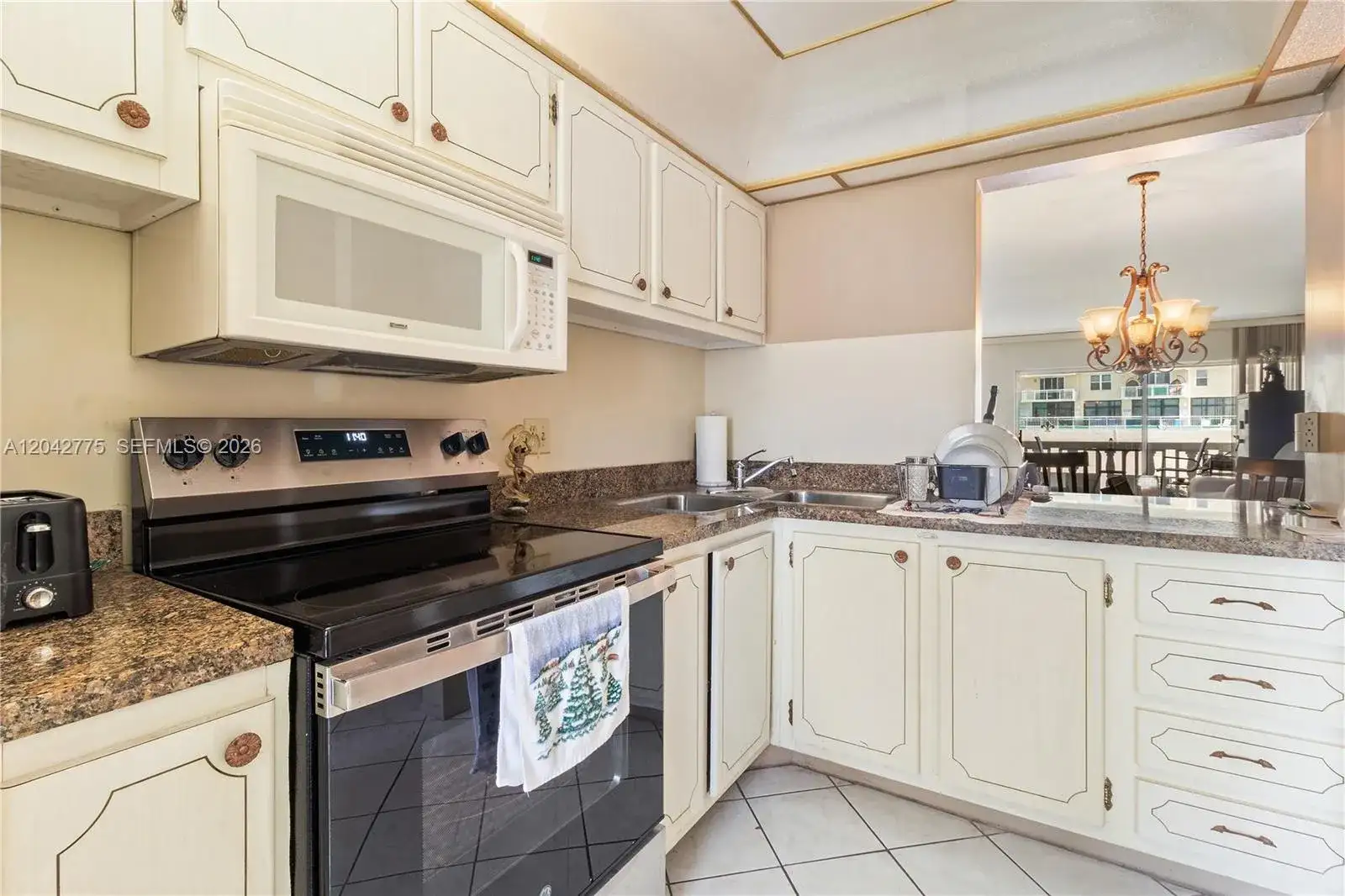 450 Paradise Isle Blvd # 302, Hallandale Beach FL 33009 photo 4