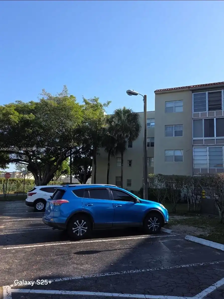 1800 SW 81st Ave # 1417, North Lauderdale FL 33068