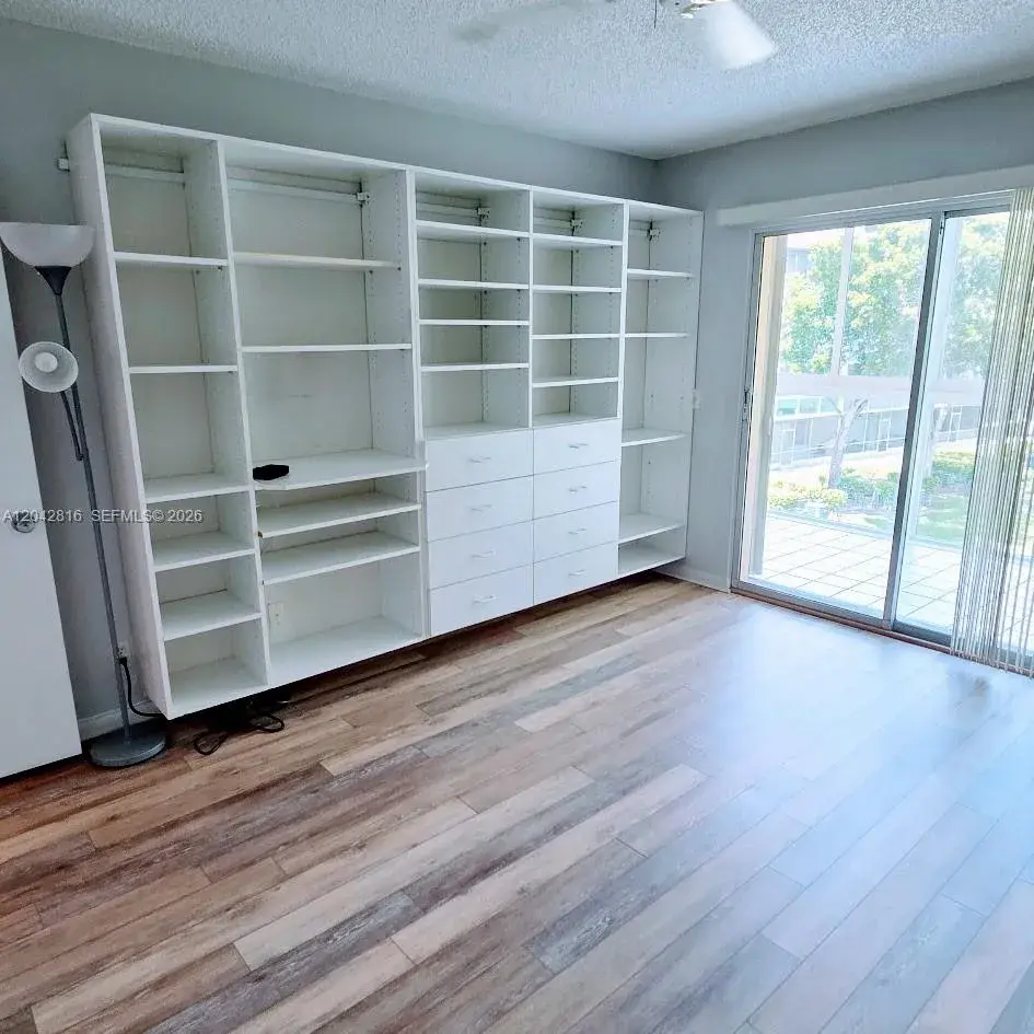 800 SW 131st Ave # 301F, Pembroke Pines FL 33027
