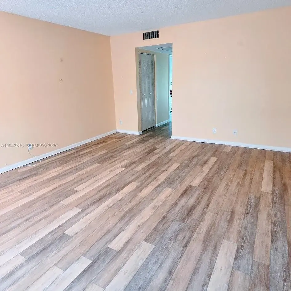 800 SW 131st Ave # 301F, Pembroke Pines FL 33027