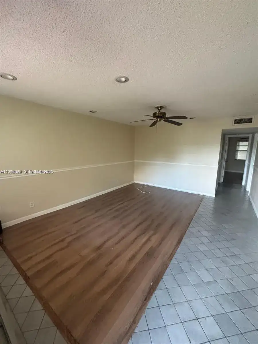 280 Northampton, West Palm Beach FL 33417 photo 2