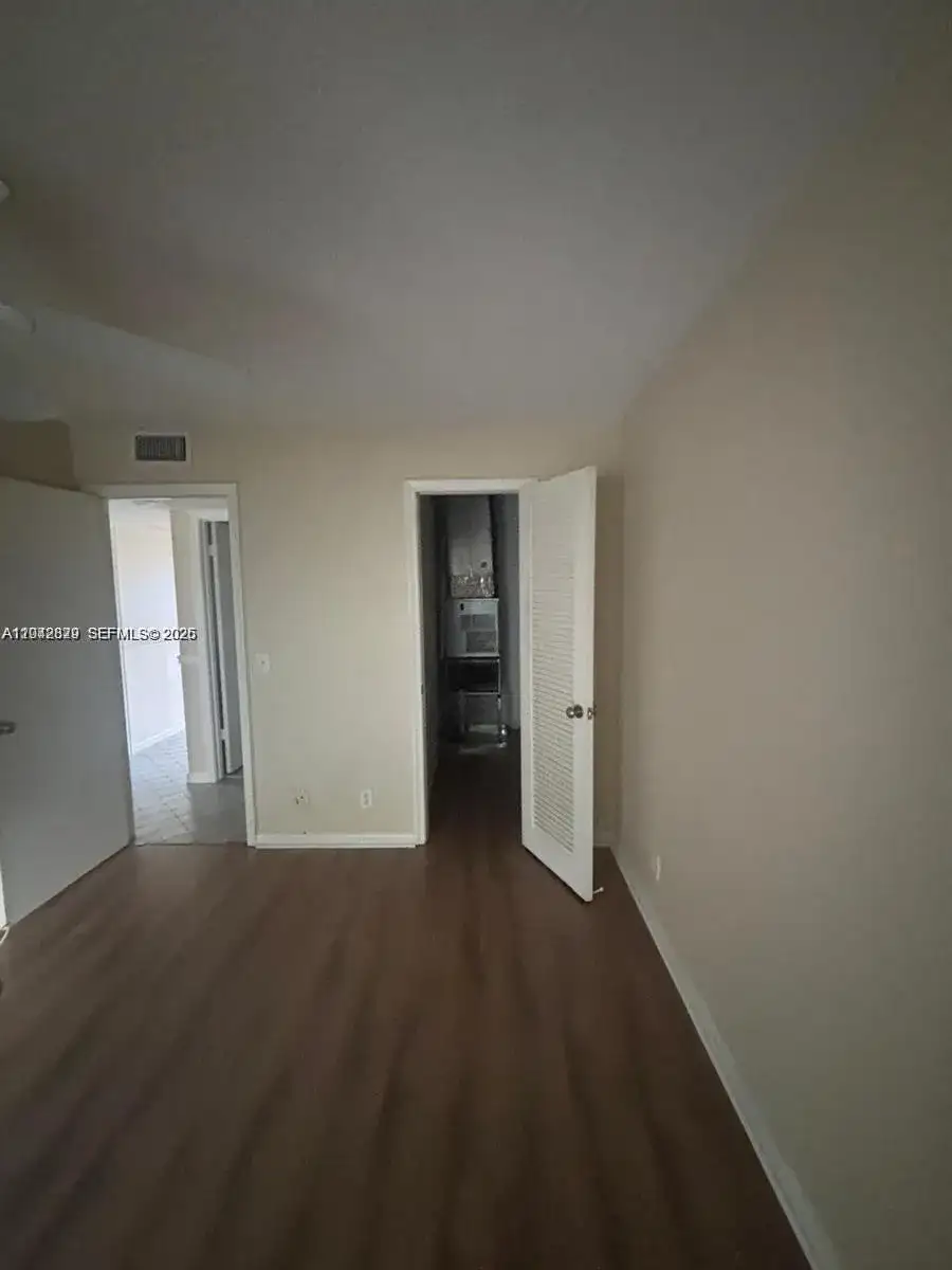 280 Northampton, West Palm Beach FL 33417 photo 4