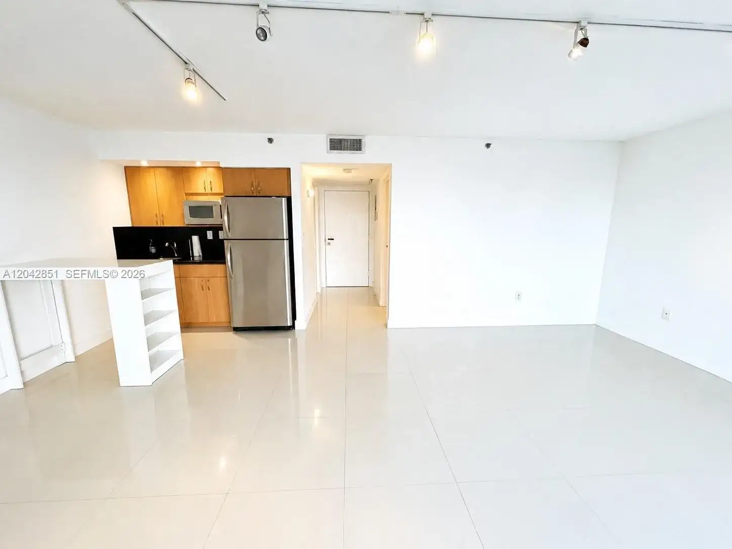 555 NE 15th St # 403, Miami FL 33132 photo 3