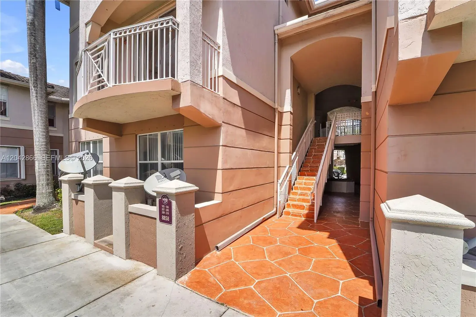 8858 W Flagler St # 210, Miami FL 33174