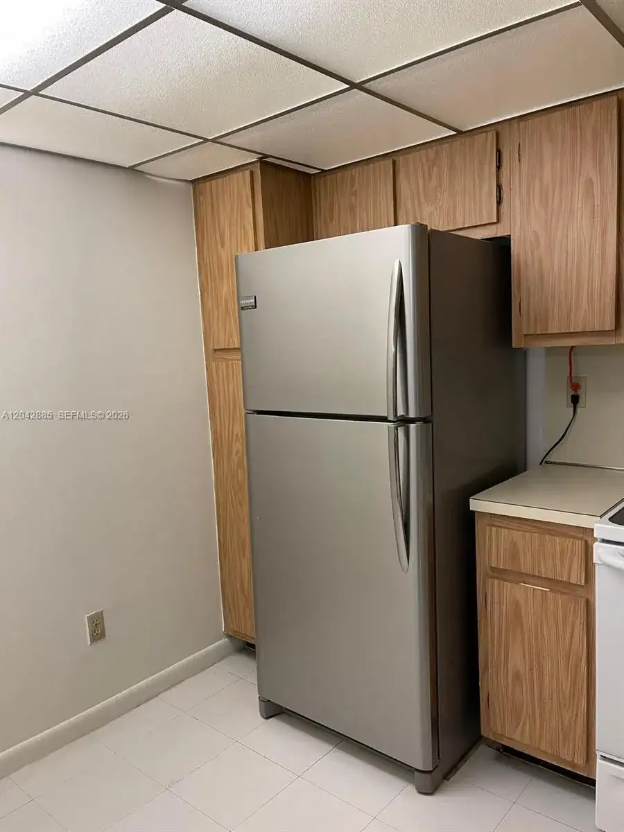 20840 San Simeon Way # 308, Miami FL 33179 photo 3