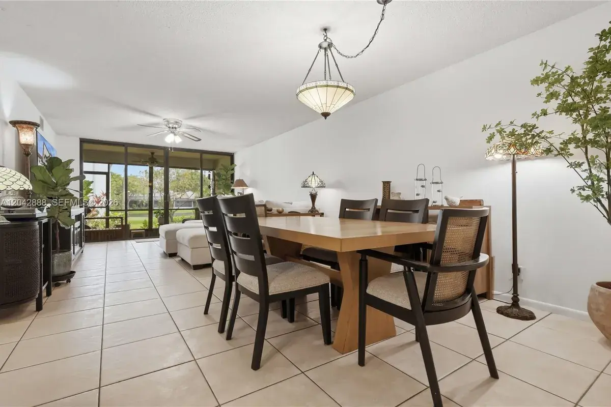 11230 Taft St # 11230, Pembroke Pines FL 33026