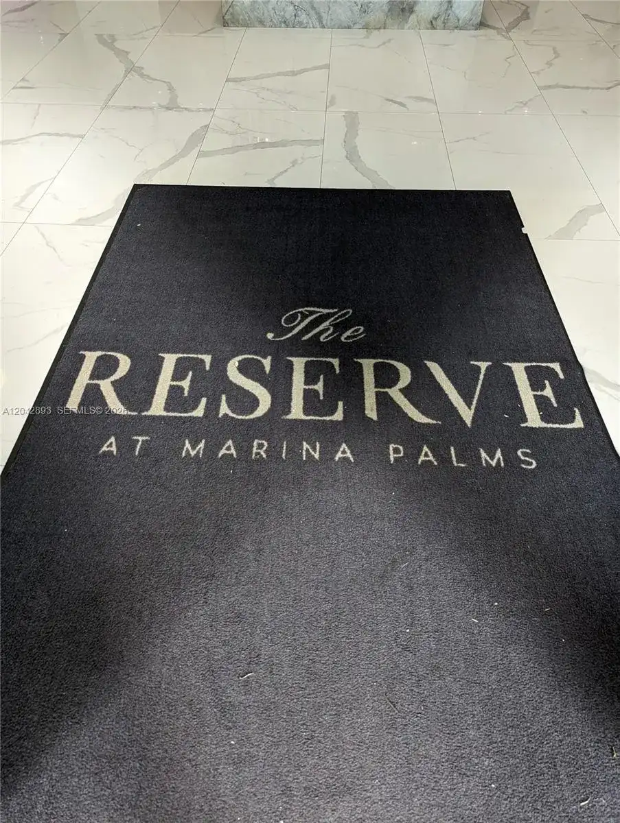 17111 E Biscayne Blvd # 1011, North Miami Beach FL 33160 photo 3