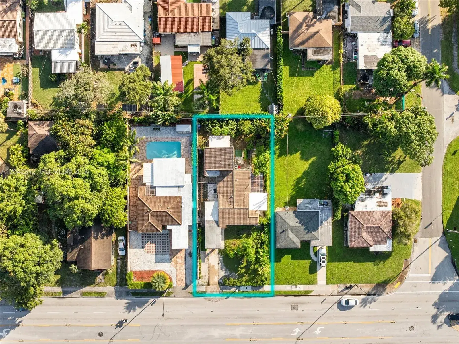 700 DAVIE BOULEVARD, Fort Lauderdale FL 33315