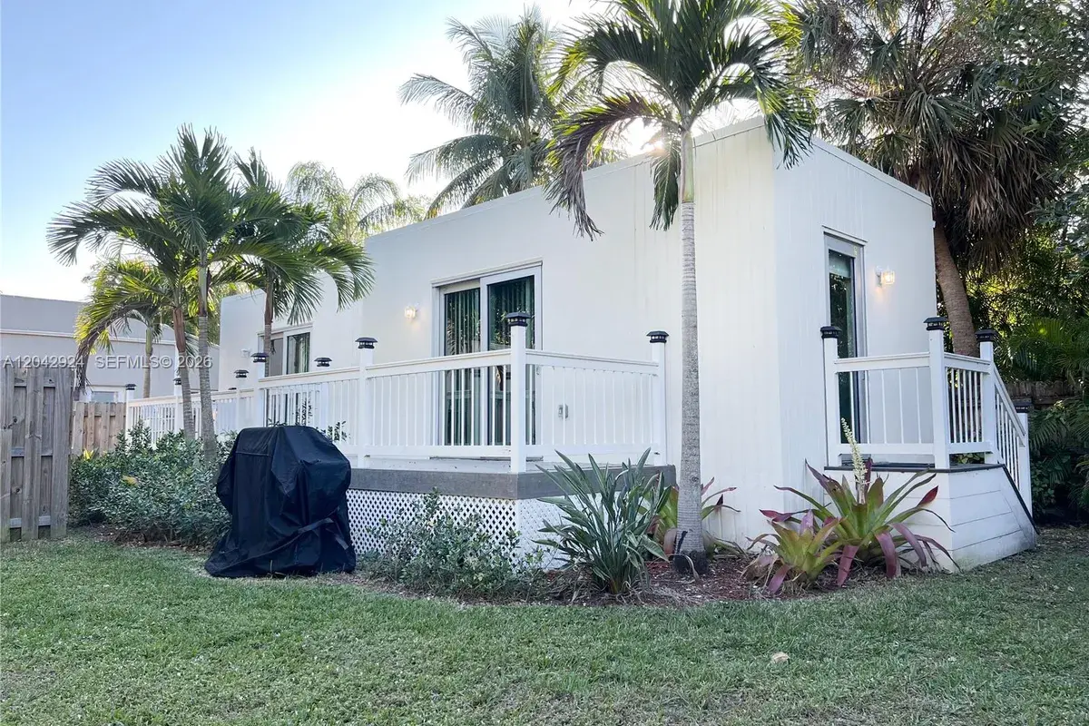 513 SW 18th Ct # 3, Fort Lauderdale FL 33315