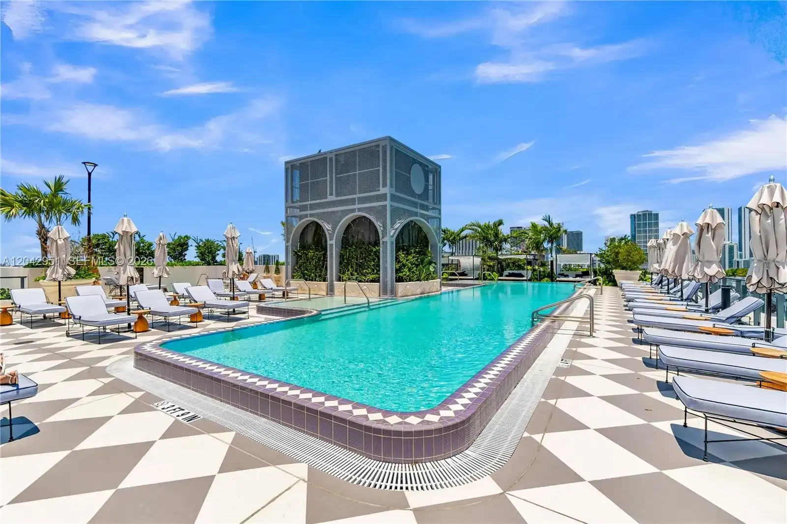 2700 NW 2nd Avenue # 337, Miami FL 33127