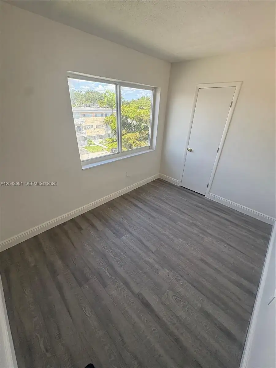 13285 NE 6th Ave # N402, North Miami FL 33161 photo 5