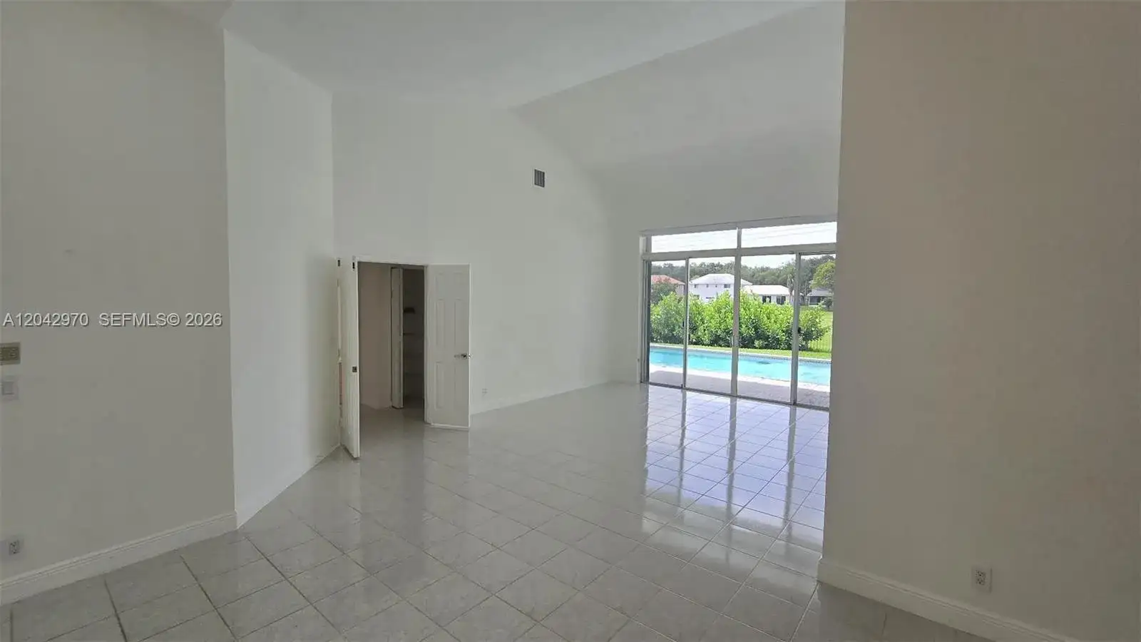 10320 Guatemala St, Cooper City FL 33026 photo 3