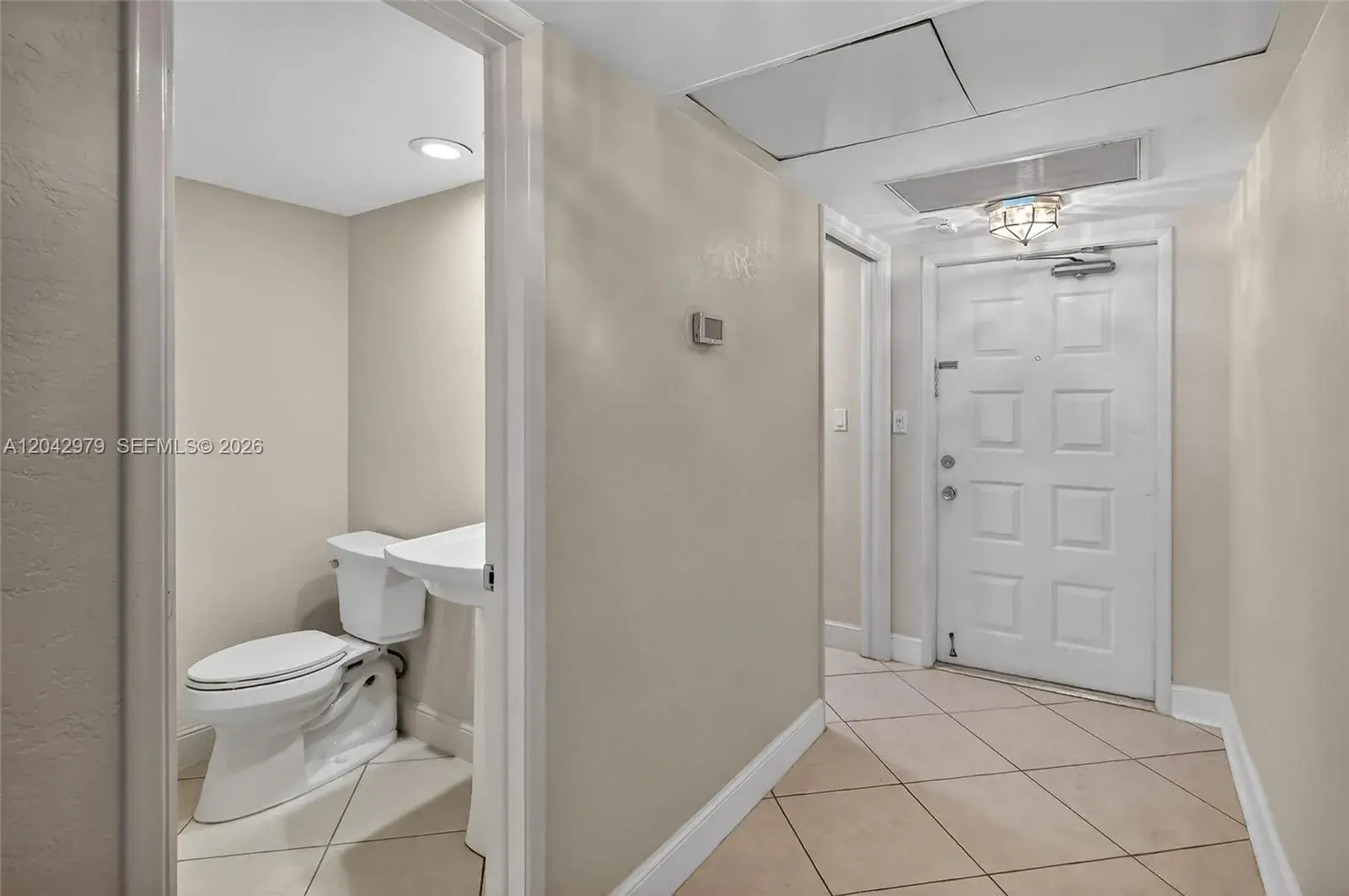 4015 W Palm Aire Dr # 502, Pompano Beach FL 33069