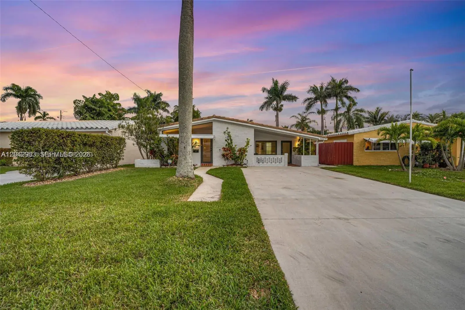 1514 Liberty St, Hollywood FL 33020