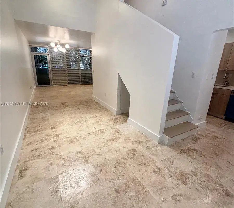 2666 Tigertail Ave # 114, Miami FL 33133