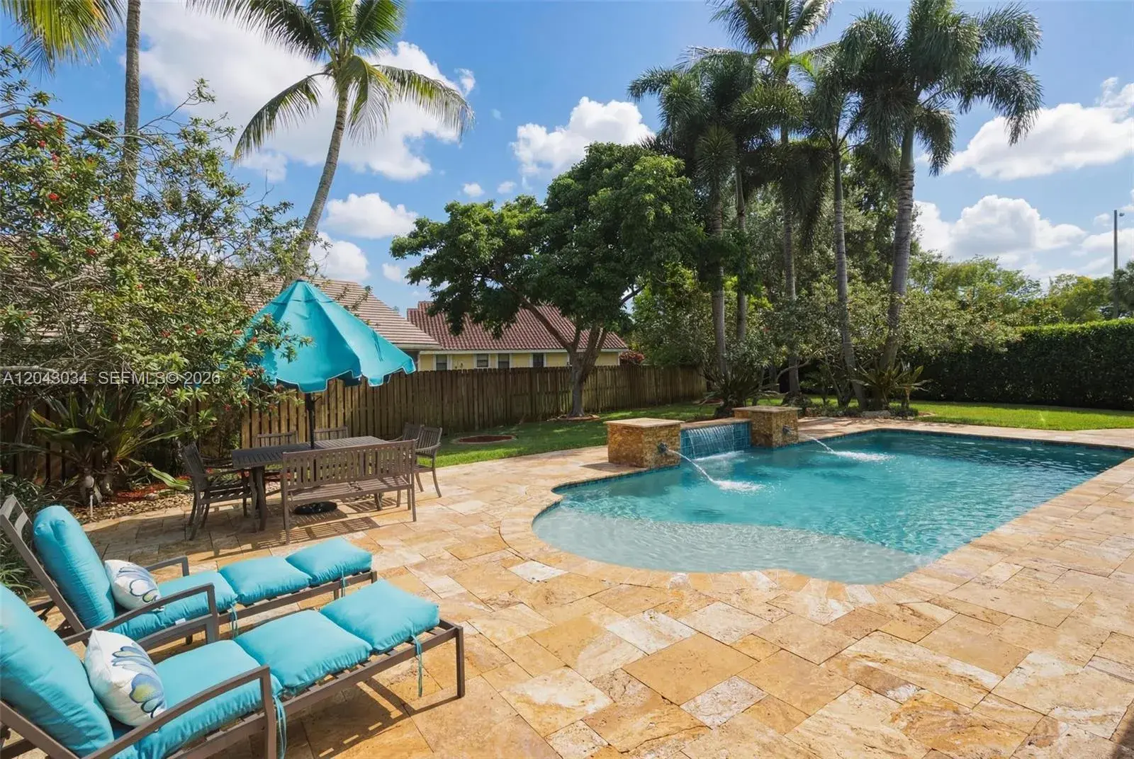 9830 SW 15th Dr, Davie FL 33324